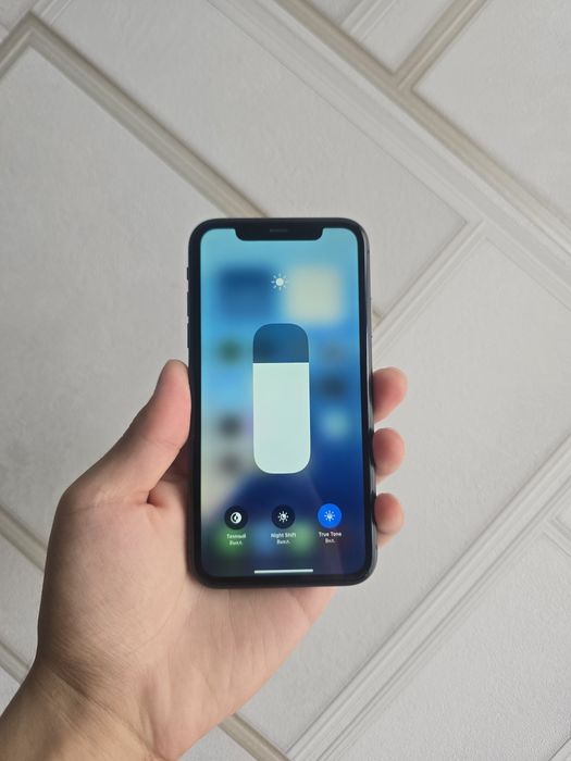 iPhone 11 64gb 100%