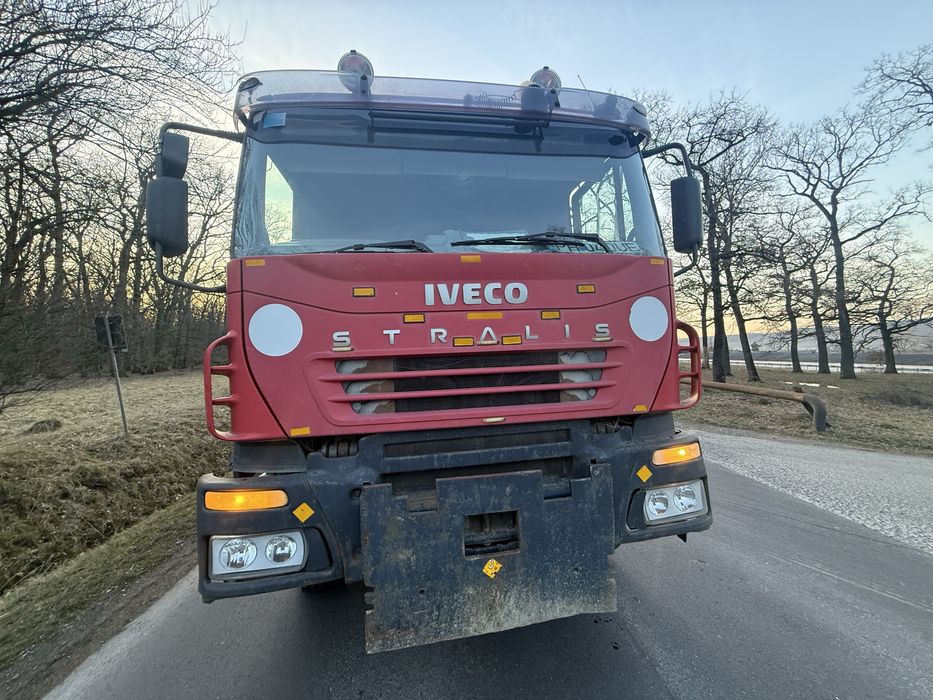 Autobasculanta Iveco Trakker