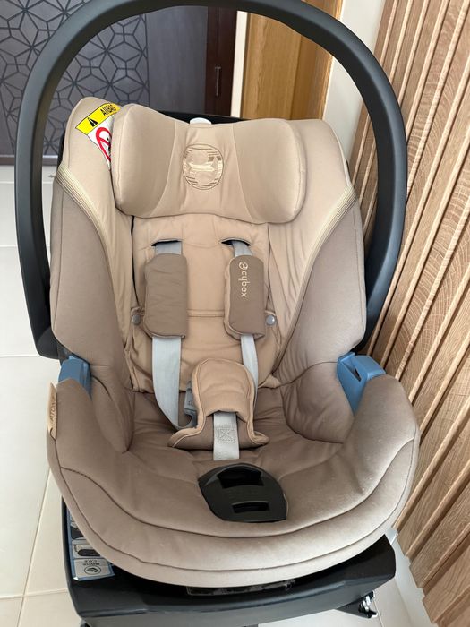 Столче за кола Cybex Aton 5 + адаптери