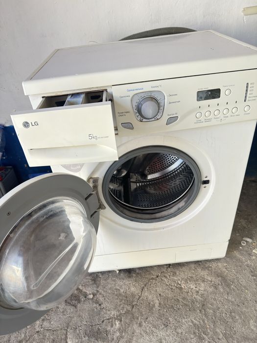 Продам стиральную машинку