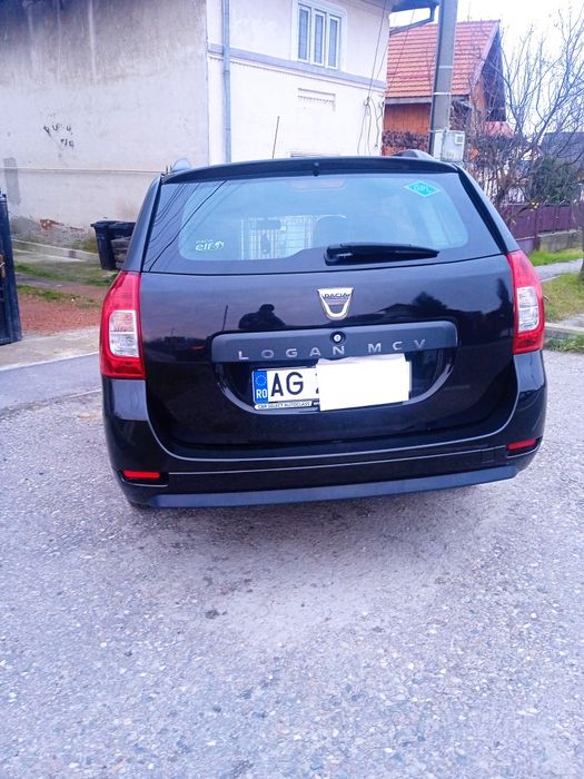 Vând Logan impecabil