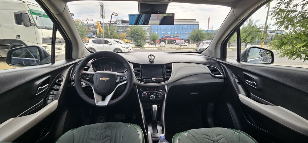 Chevrolet TRACKER 1 Prmier