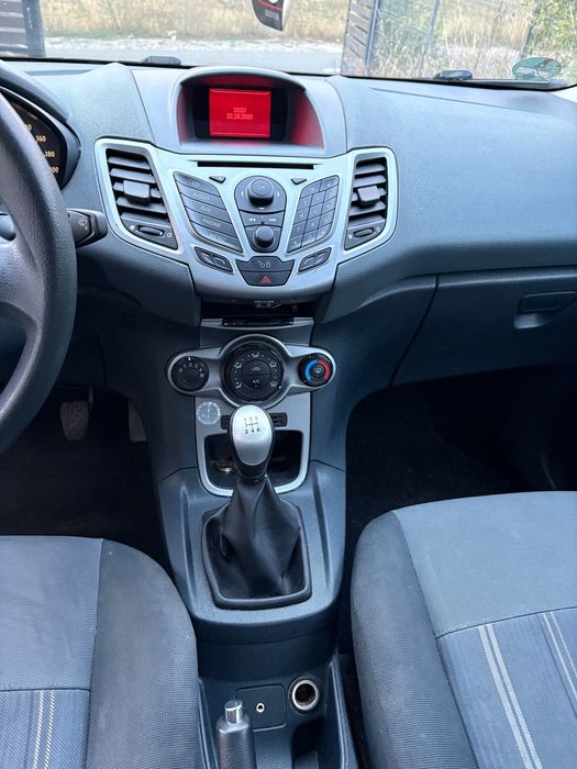 Vand ford fiesta .