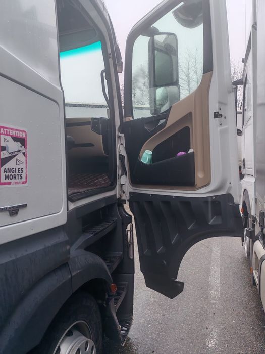 Mercedes Actros Mega