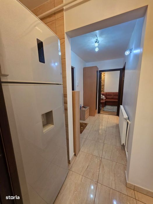 2 camere, decomandat, str. Cuza Voda, etaj 2, mobilat, utilat