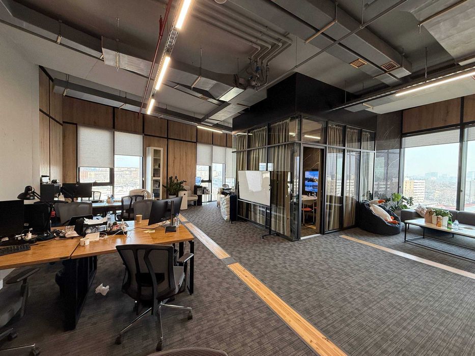 Аренда офиса 128 квв в бизнес центре TRILLIANT Tower 2