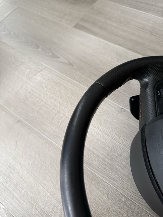 Волан с пера и еърбег Audi A4 A5 A6 A7 airbag S-line