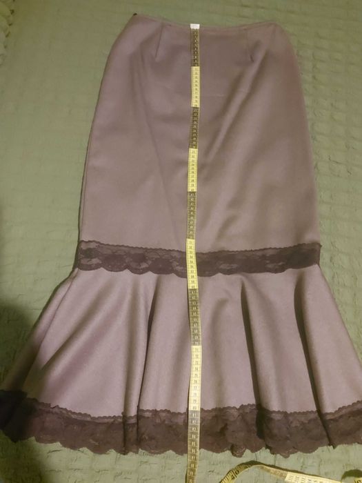 Две поли с волан