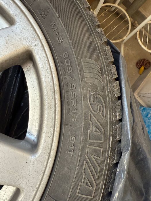 Джанти 16цола 5х100 със зимни гуми