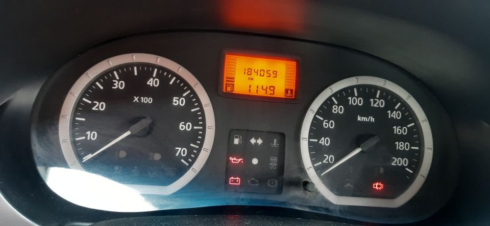 Vând Dacia Logan 1.4MPI