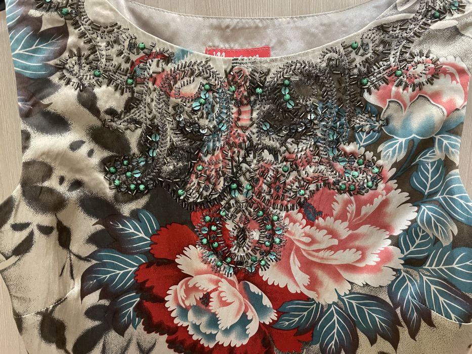 Платье “Monsoon”.