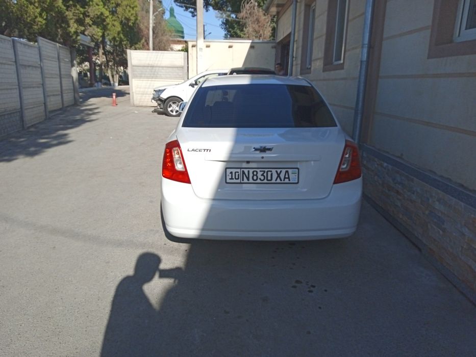 Jentra sotiladi naxtga