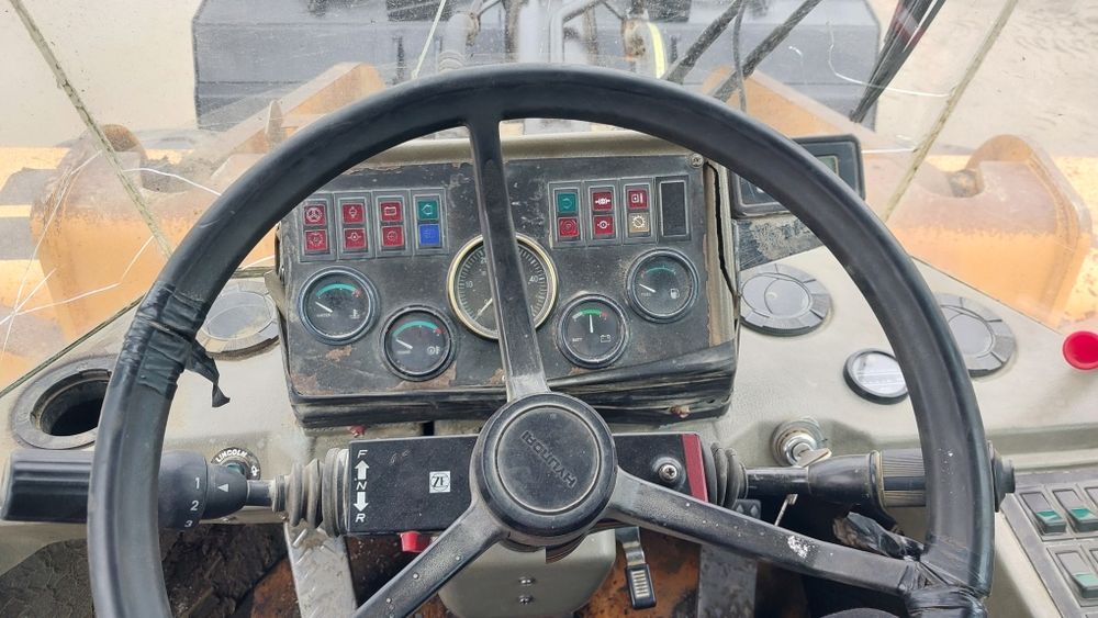 Vola, Incarcator frontal Hyundai hl770 Wola