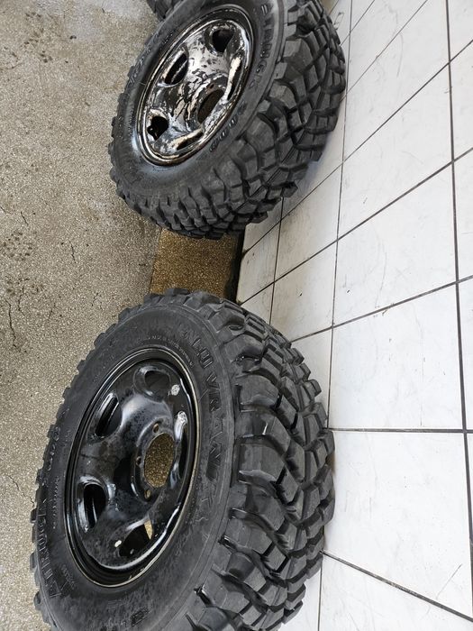 Roți R16 suzuki grand vitara 5x139.7 jante echip cu anvelope 235/70R16