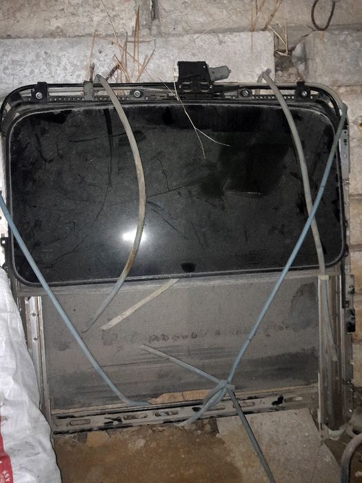 Люк на лексус гс