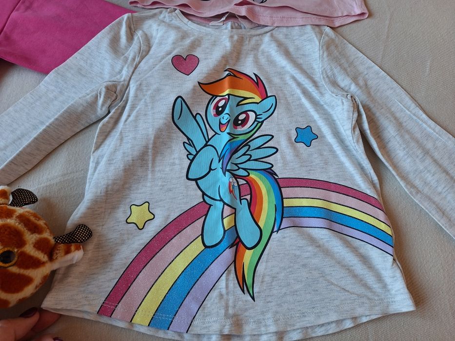 Нови блузки и пуловери за момиченце размер  104 см (3-4 г)