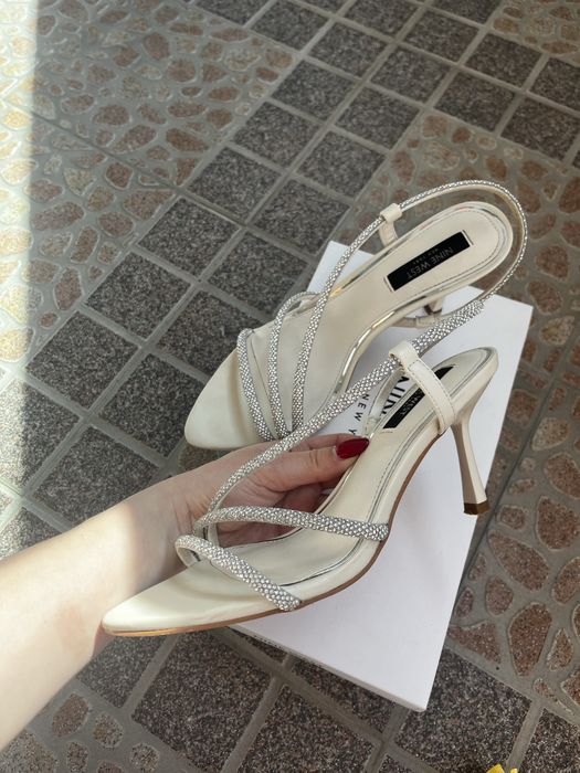 Официални обувки