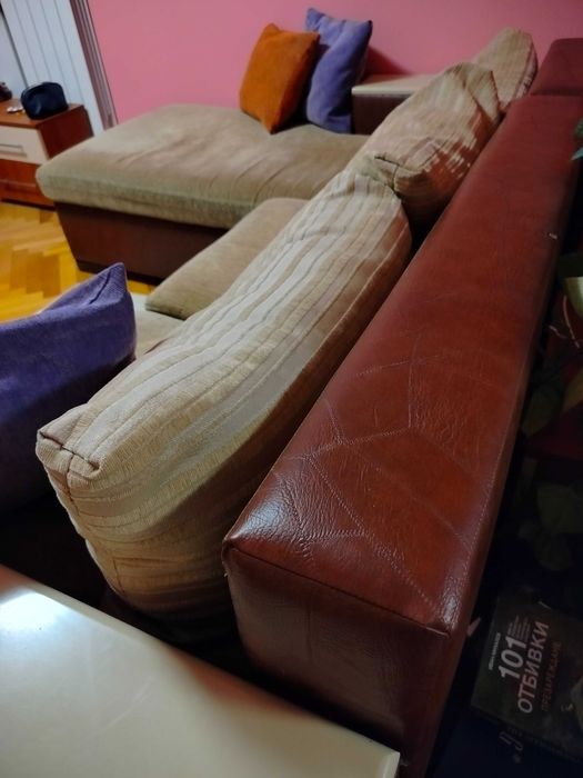 Продавам ъглов диван