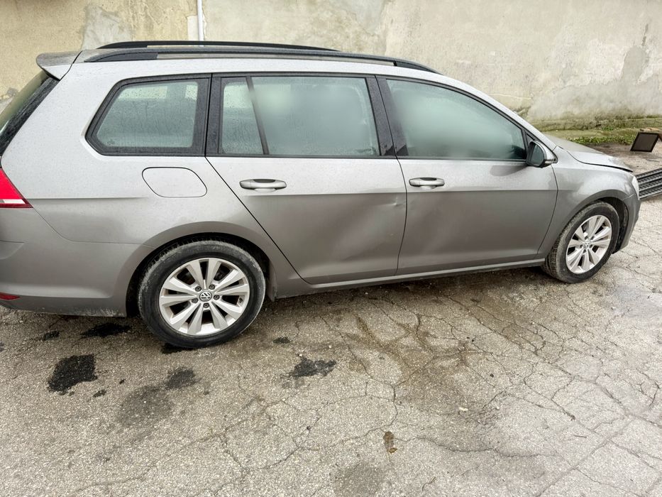 На части Vw Golf 7 1. 6tdi CLh комби Голф 105кс дистроник