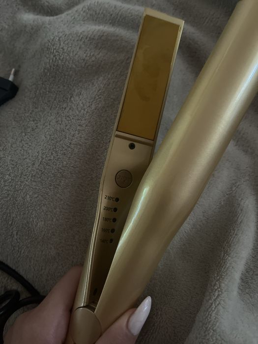 Маша за къдрене/изправяне-не използвана