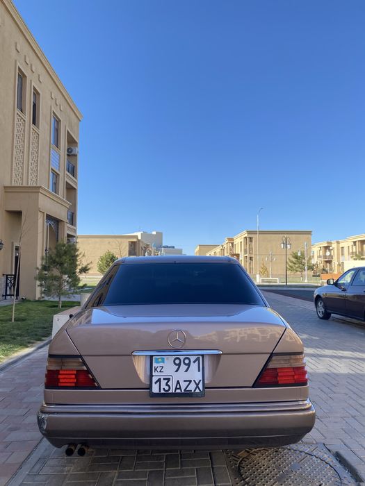 Мерседес 124 2.8