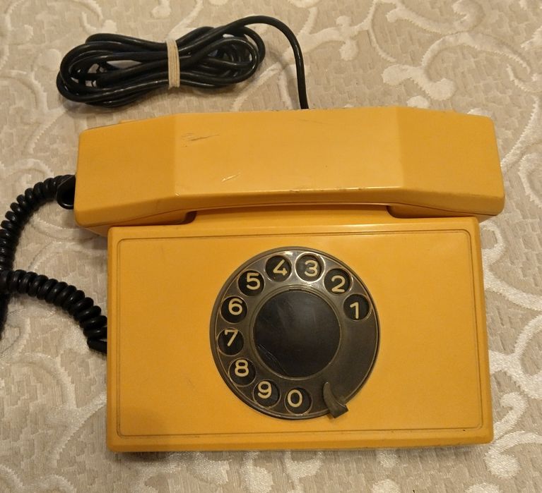 Стационарни телефони