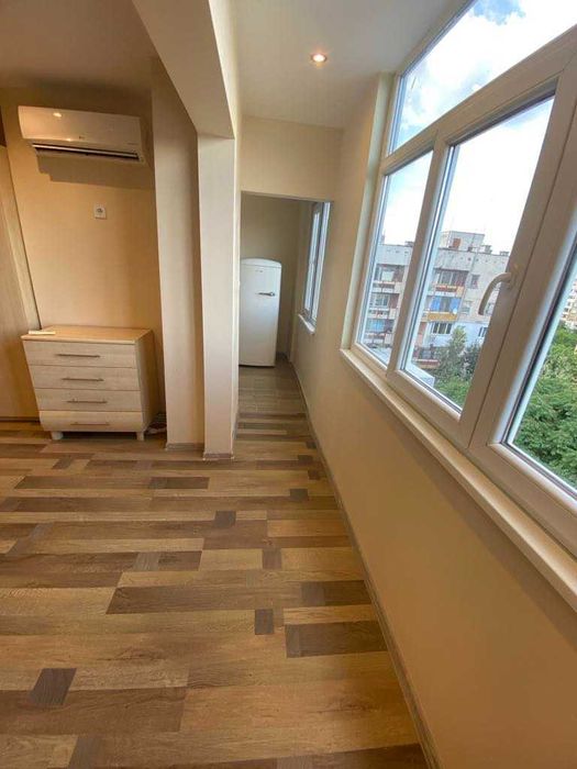 Гарсионера под наем след основен ремонт дъбника