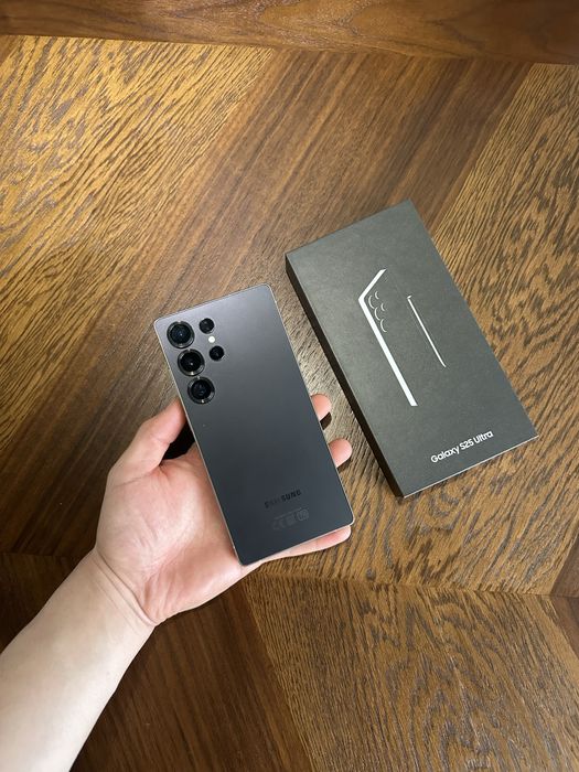 Samsung S25 ultra 256 gb