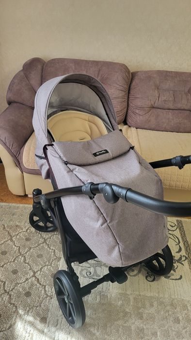 Продаю коляску Tutis Nanni 3 в 1