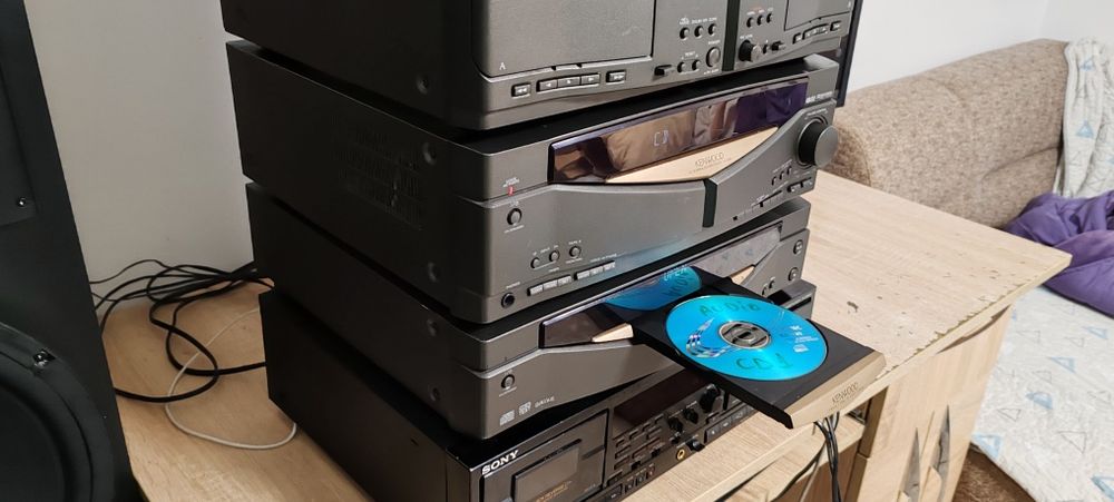 Linie audio Kenwood RV-350