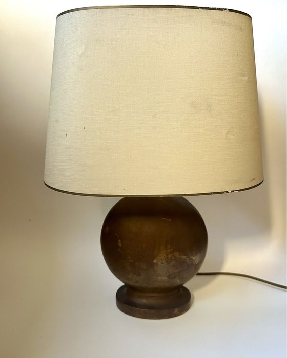 Lampa vintage veche soclu de alama tunata