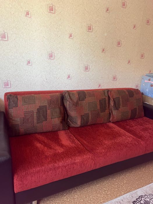 Продам диван  для офиса