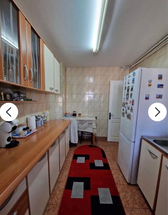 Vând apartament micro 6
