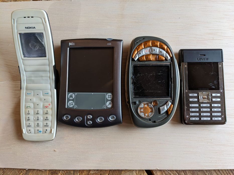 De vânzare telefoane Nokia