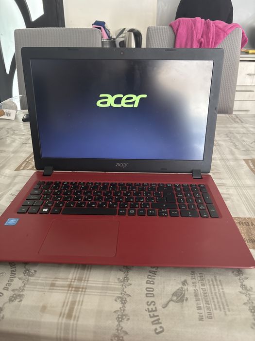 Лаптот acer aspire 2018