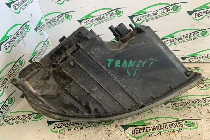 Far stanga Ford Transit 2003 2.0 Di MT (75 hp)