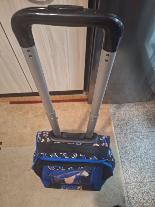 Ученическа  раница с колелца