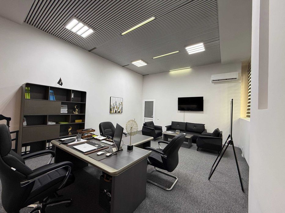 Уютный офис возле метро Чиланзар площадью 210м2