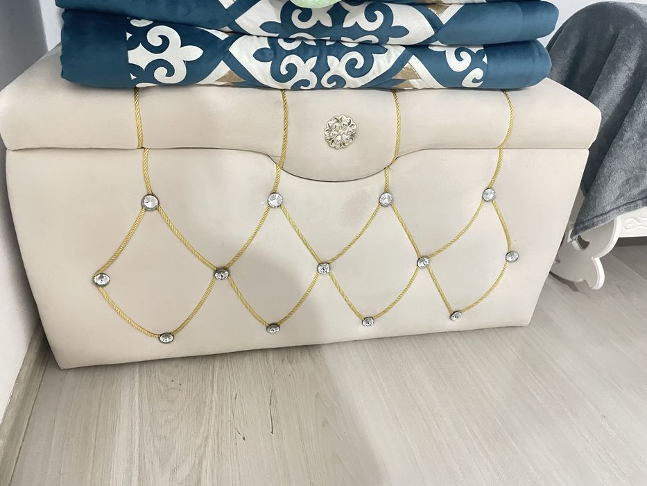 Сандық  сатылады.