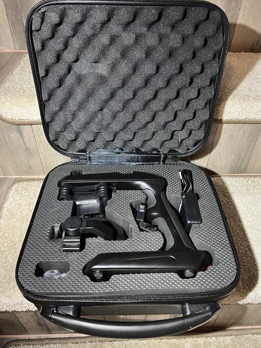 Yuneec Steady Grip gimbal cu camera GoPro Hero 4 + Bonus