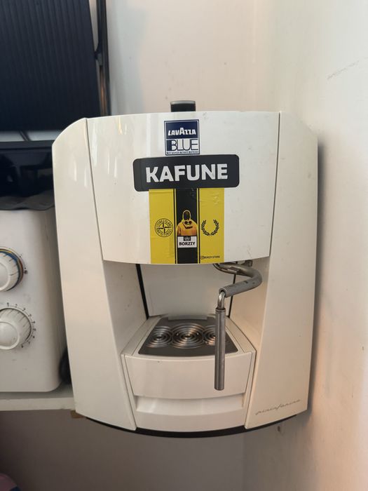 Aparat cafea cu capsule