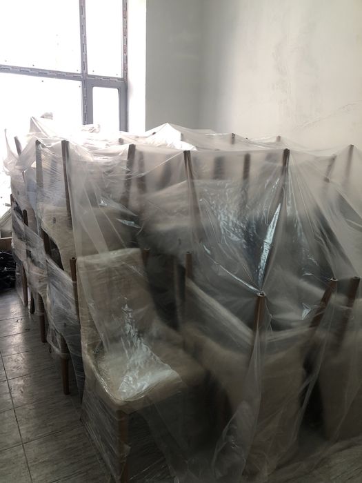 Стол и стульчик для гостиной