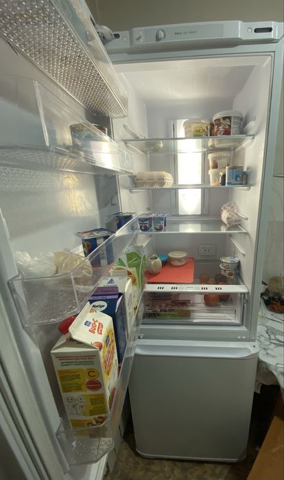 Продаю холодильник