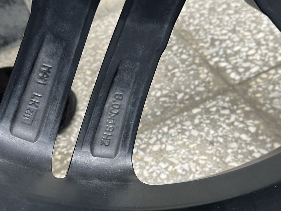 Джанти 19 5x112 с гуми MAXXIS 255/40/19