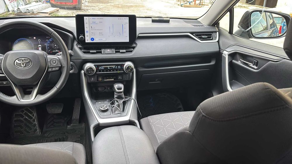TOYOTA RAV4 2023 — imagine 5