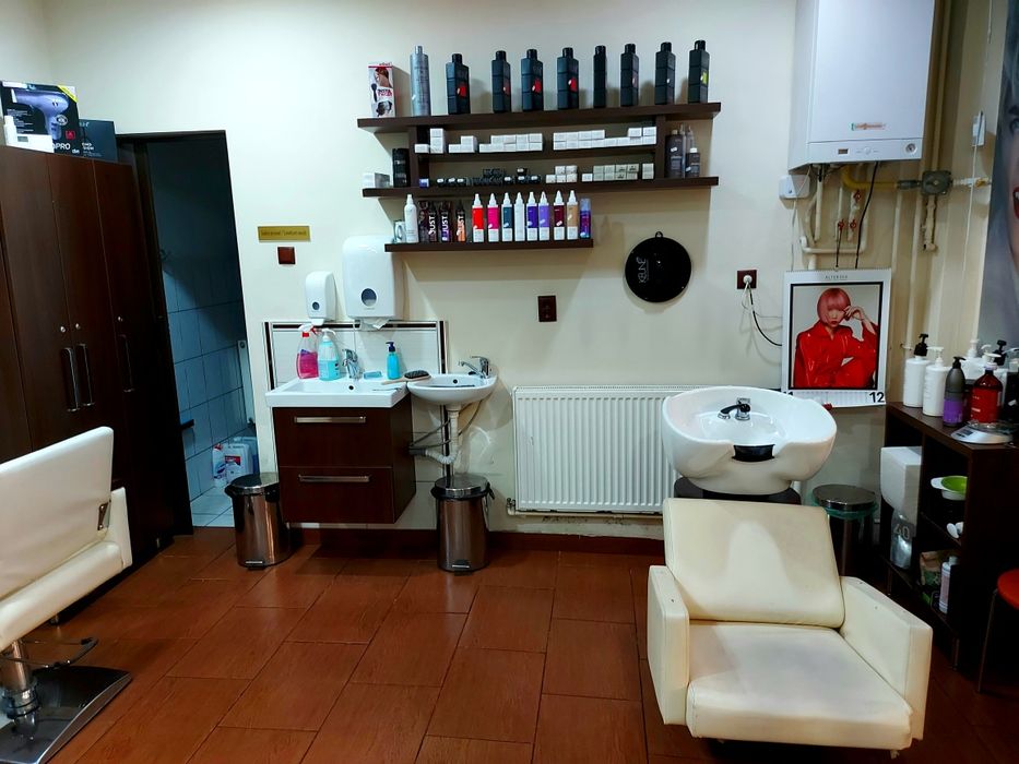 Afacere la cheie Închiriez Salon de înfrumusețare in centru