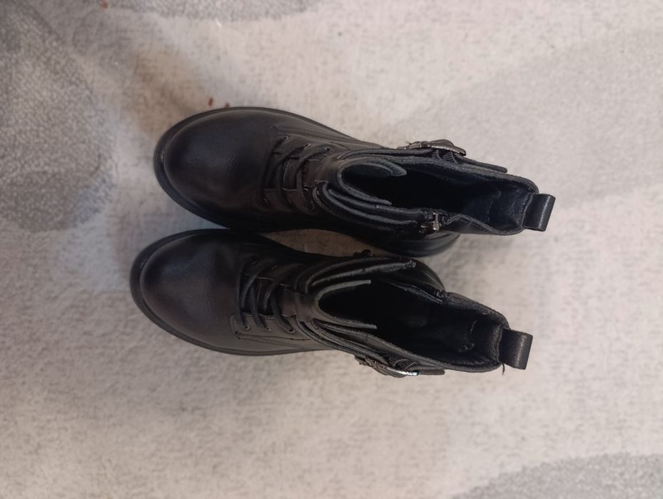 Ботинки для девочки