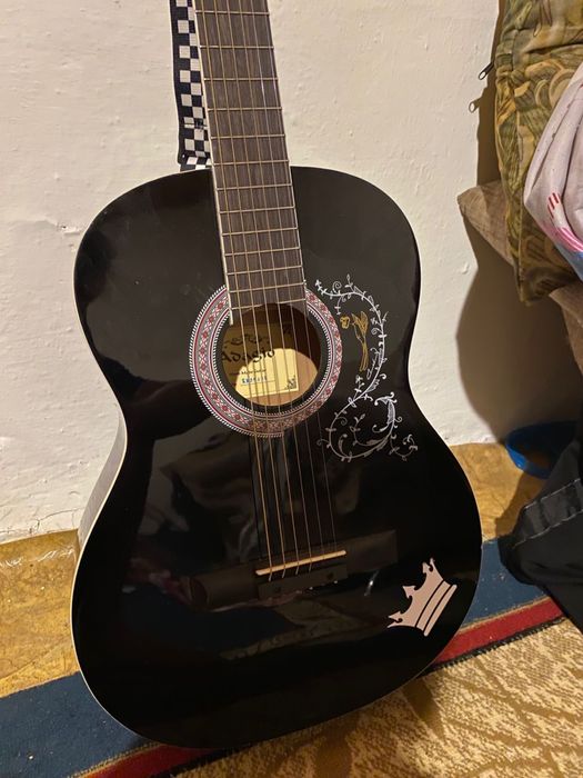 Гитара сатылады