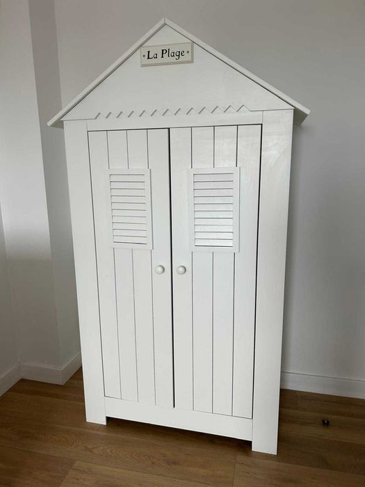 Mobilă completă cameră copii/bebe lemn alb + canapea Mobexpert + masuta de activitati cu 2 scaune IKEA