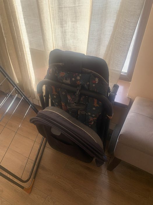 Продам Коляску срочно